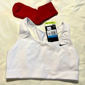 Nike swoosh bra size M without padding free socks